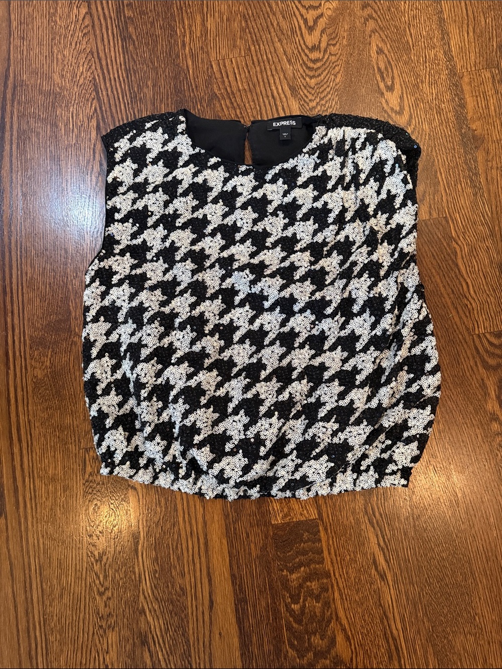 Express Black and White Houndstooth Sequin Shell Top